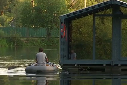 Domki kabinowe. Mieszkanie na lądzie i wodzie