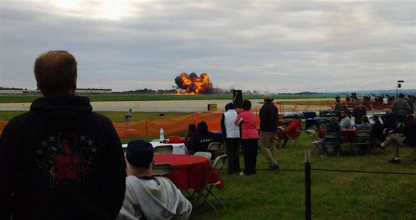 Znów katastrofa na air show! Samolot zmienił się w kulę ognia