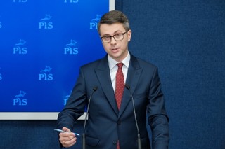 Müller ws. budowy elektrowni atomowej w Polsce: Każda możliwość jest na stole w tej chwili