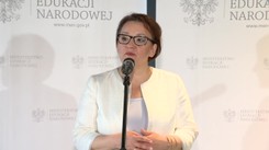 'Szkoła nowoczesna i wartościowa' czy 'nostalgia za PRL-em'? Komentarze nt. projektu reformy szkolnictwa