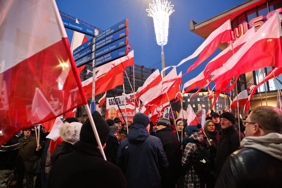 Demonstracje w dniu 35. rocznicy wprowadzenia stanu wojennego. Zobacz zdjęcia!