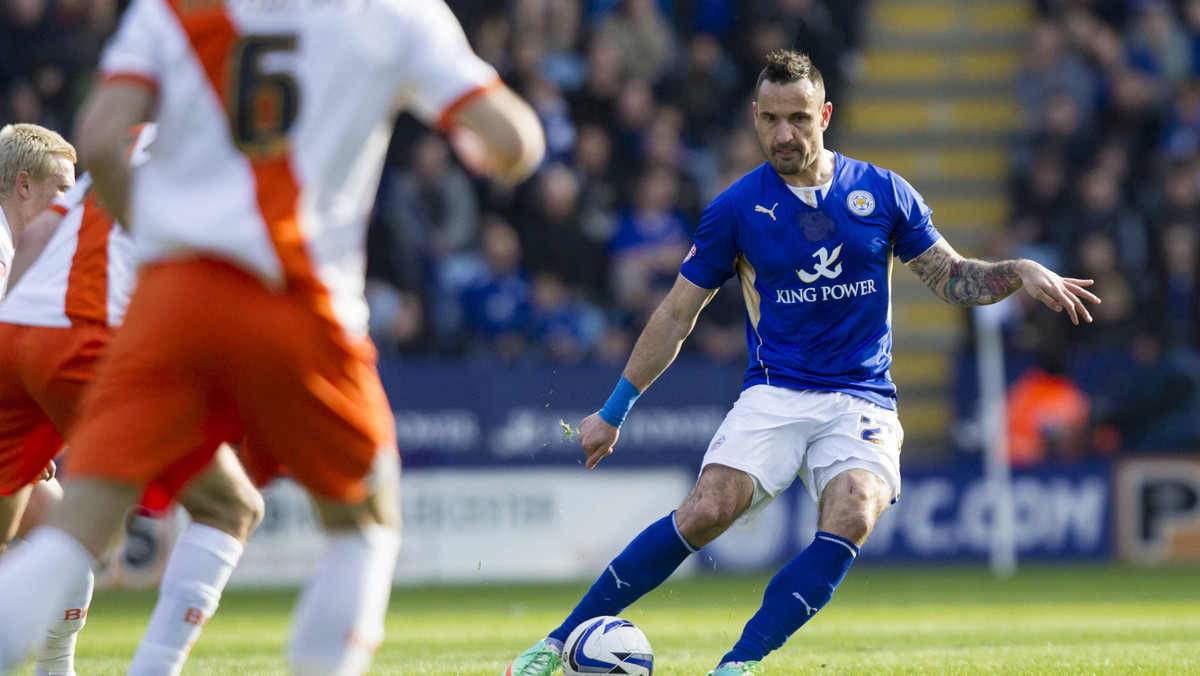 Wes Morgan i Marcin Wasilewski do późnych godzin nocnych świętowali mistrzostwo dla Leicester City. Obaj piłkarze postanowili celebrować tytuł z kibicami stawiając im całą rundę drinków Jagerbomb, za łączną sumę 140 funtów.