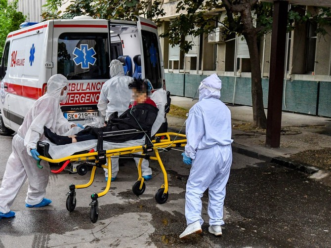 Medicinski radnici ovog meseca u Skoplju
