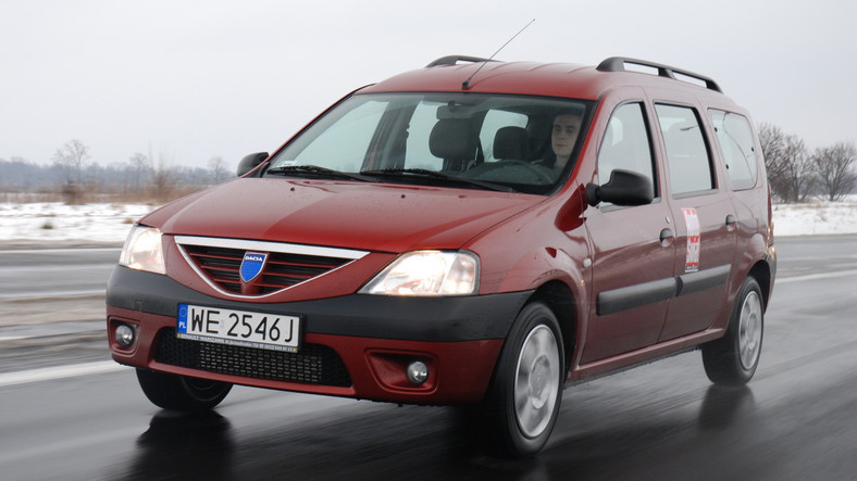 4. Dacia Logan MCV (2006-13), od 7000 zł. Polecamy: 1.6/84 KM  