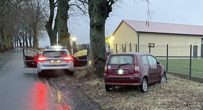 Bez prawa jazdy, ale za to pod wpływem alkoholu. Tak 79-latek doprowadził do kolizji