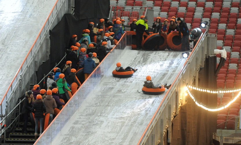 Anna Lewandowska poprowadziła lekcję WF na Stadionie Narodowym