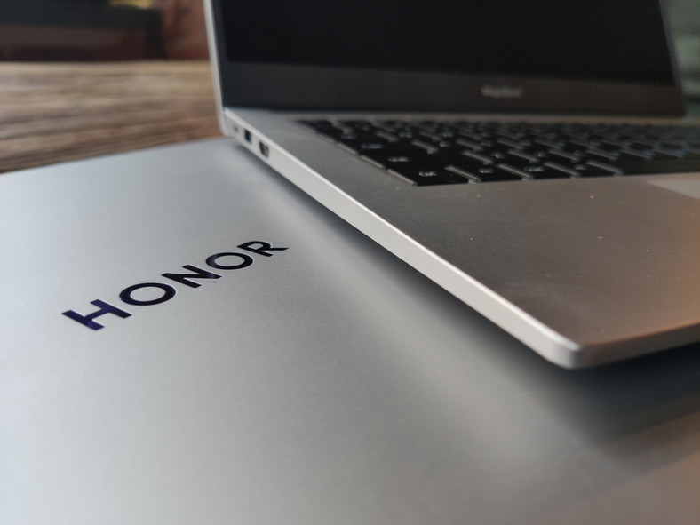 Honor MagicBook