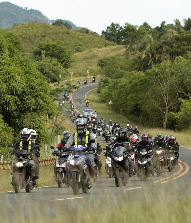 filipiny motocykliści dzień ziemi