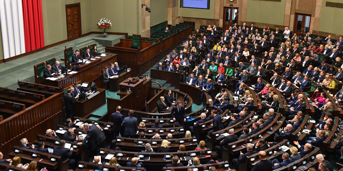 Sejm wznowił obrady i wybrał członków Trybunału Stanu