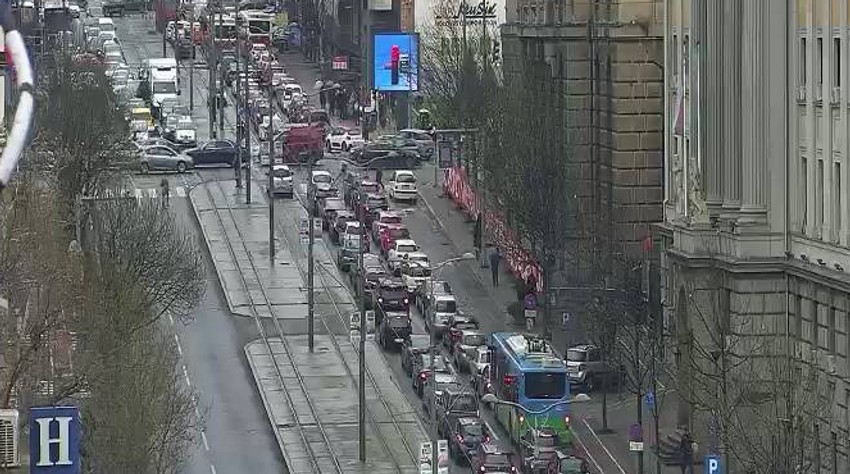 Gužva u Nemanjinoj ulici