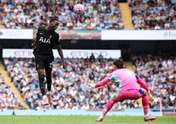 Porażka Manchesteru City, wysoka wygrana Arsenalu Londyn
