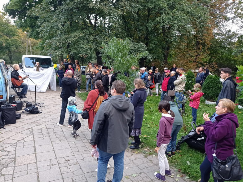 Piknik sąsiedzki z okazji pierwszych urodzin łódzkiego Konia Bałutka 