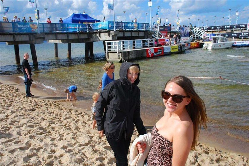 Gwiazda z "Klanu" z cudowną córką na plaży w...