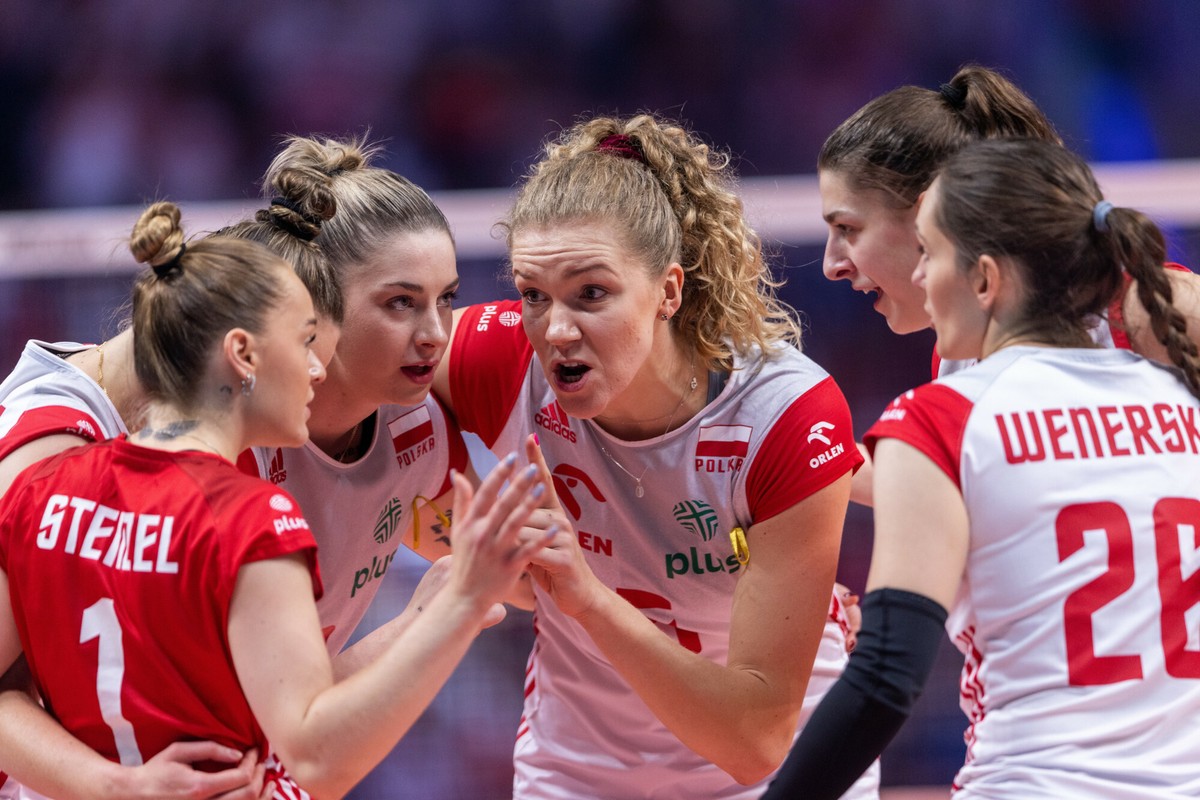 Maria Stenzel, Magdalena Stysiak, Agnieszka Korneluk, Martyna Lukasik i Katarzyna Wenerska