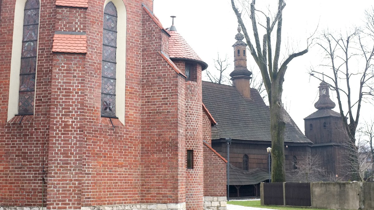 Zapraszamy do przeczytania cotygodniowego felietonu Marka Szołtyska pisanego śląską gwarą. Nasz autor jest pisarzem, publicystą, dziennikarzem, fotoreporterem, nauczycielem historii, ale przede wszystkim Ślązokiem i autorem wielu poczytnych książek o Śląsku.