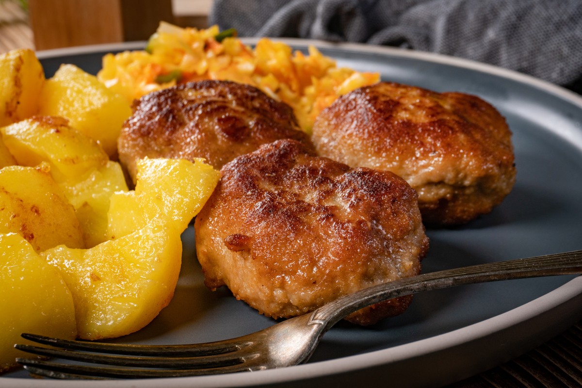 Kotlet pożarski to pyszne danie z mięsa drobiowegl