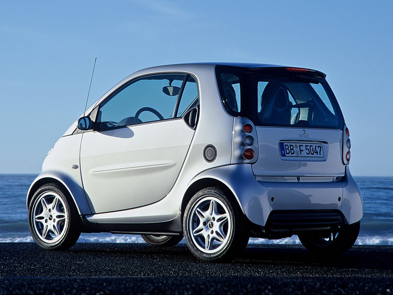 Smart ForTwo: 10 lat mikrosamochodu