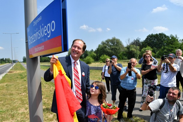 Mark Brzeziński podczas uroczystości nadania nazwy ulicy Zbigniewa Brzezińskiego we Wrocławiu, czerwiec 2018 r.