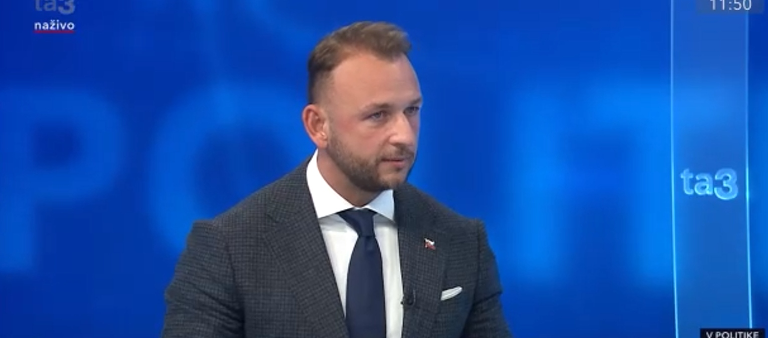 Matúš Šutaj Eštok v diskusnej relácii TA3 V politike.