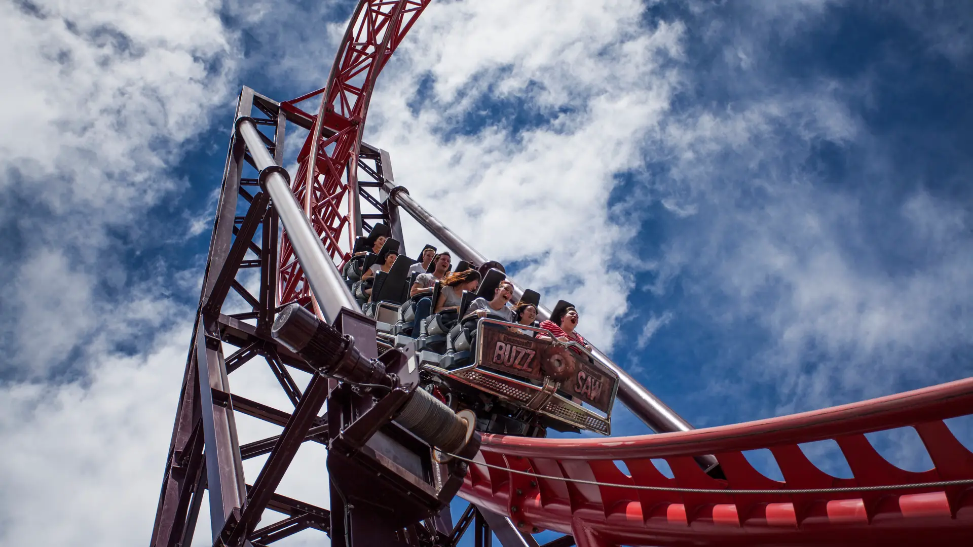 Najbardziej pojechane roller coastery na świecie. Który z nich byś wybrał?