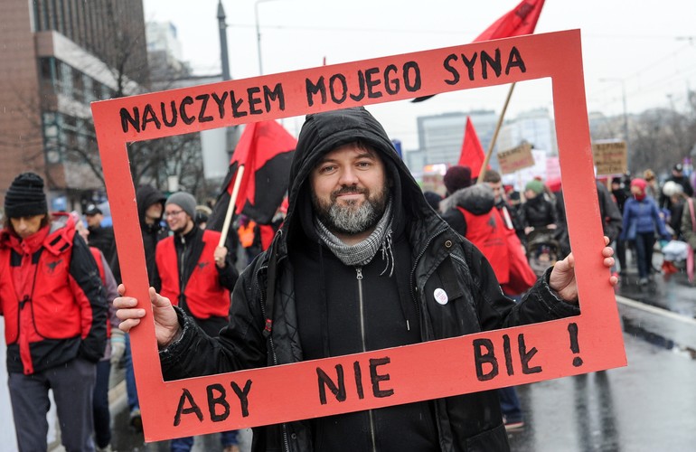 XVII MANIFA PRZESZŁA PRZEZ WARSZAWĘ