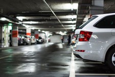 Ta opłata to obowiązek do 25 grudnia. Kontrolerzy robią zdjęcia samochodów