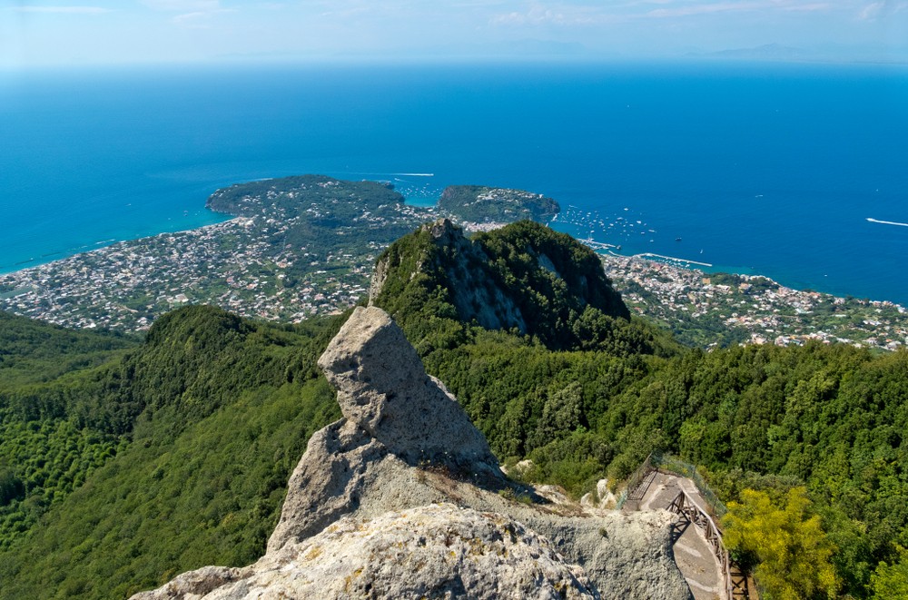 Výhľad z vrchu Monte Epomeo, Ischia