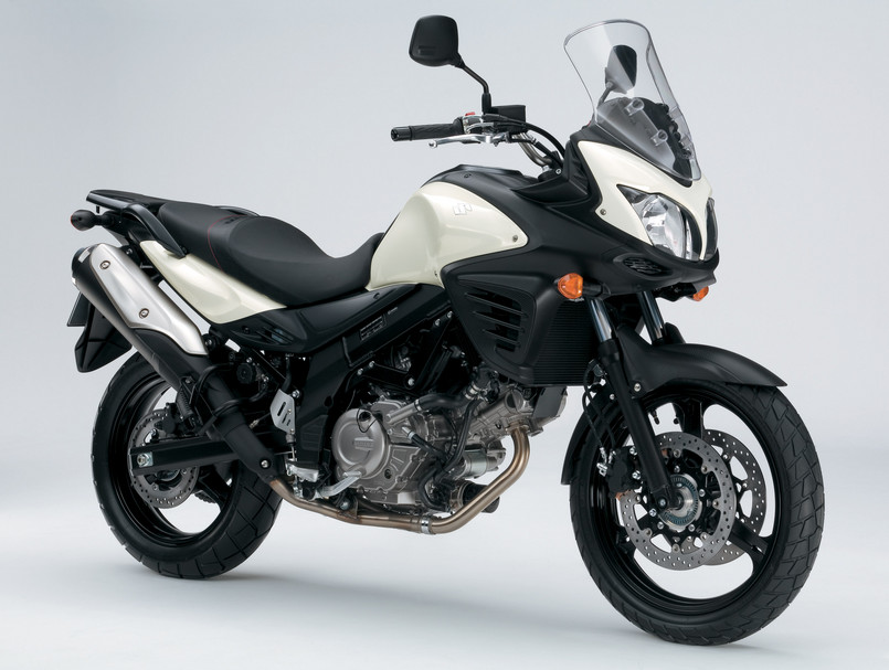 Od lipca Suzuki wprowadza na rynek europejski nowy motocykl Sports Enduro Tourer V-Strom 650 ABS