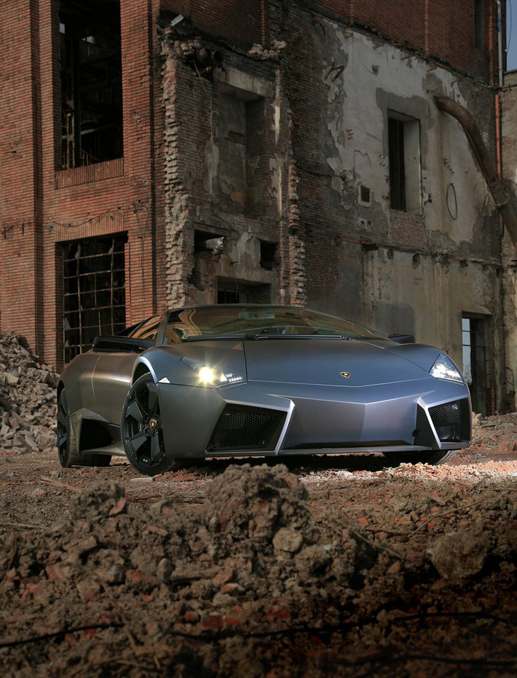 Lamborghini Reventon: zacisze z krewnym odrzutowca (fotogaleria)