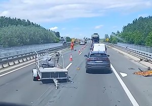 Saobraćajna nesreća u zoni radova posle mosta Beška u smeru Kovilja