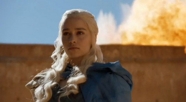 Emilia Clarke jako Daenerys Targaryen w serialu "Gra o tron"