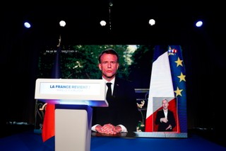 Macron ogłasza przedterminowe wybory. 'Chce zapobiec podważaniu prawomocności obecnego rządu'