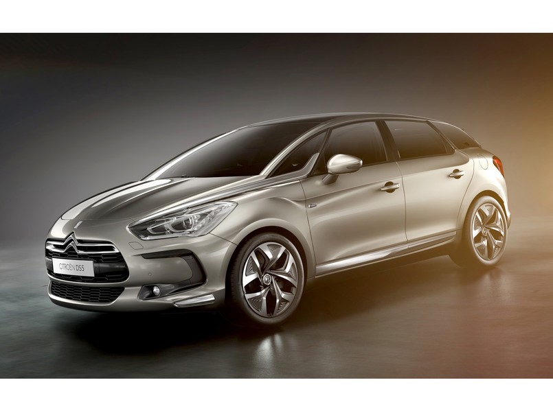 Taki jest nowy citroen DS5. Pierwsze zdjęcia