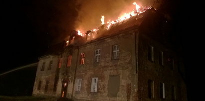 Płonął zamek w Cieplowicach