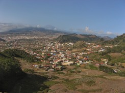 Turyści opuszczają hotel na Teneryfie. Koniec kwarantanny