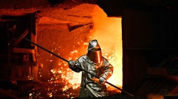 wielki powrót materii. czy naprawdę skończył się czas globalizacji? [w