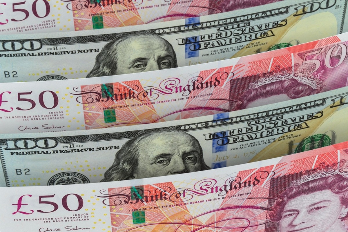 Kto zyska, kto straci? Kursy walut pod dyktando największych banków centralnych