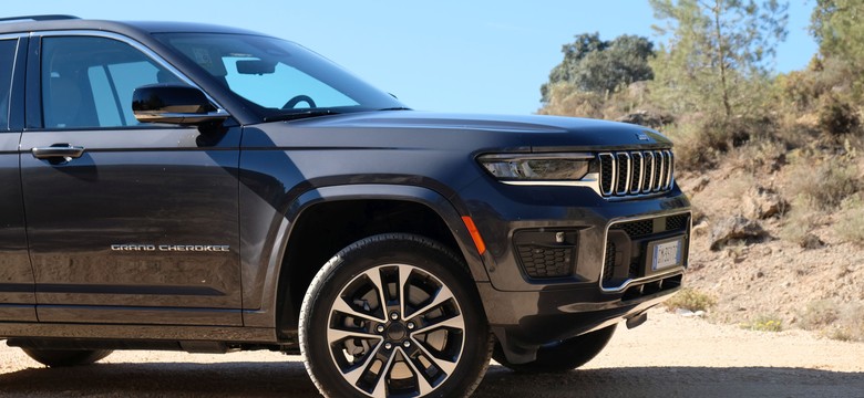 Nowy Jeep Grand Cherokee zadziwia. Połowa cylindrów robi różnicę?