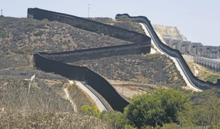 Nie dla was amerykańska ziemia, czyli antyemigracyjny spektakl Trumpa