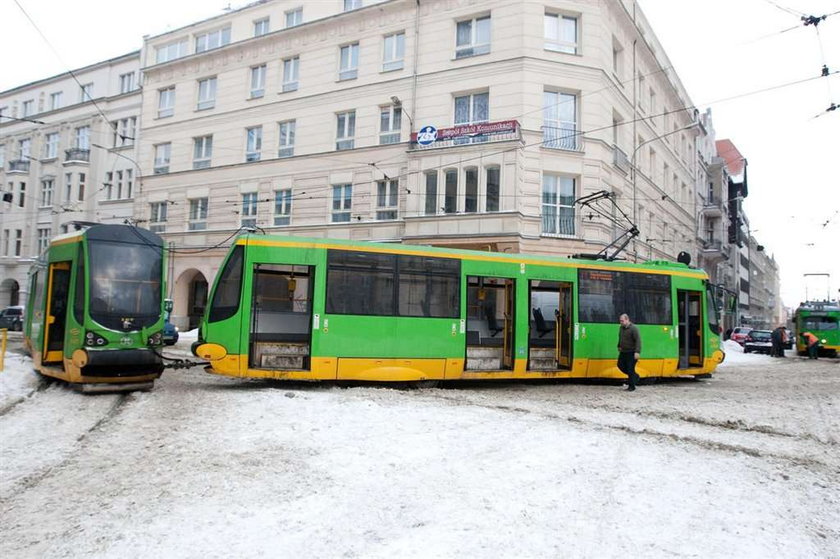 Tramwaje utknęły w śniegu