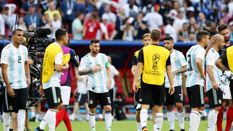 Po odpadnięciu reprezentacji narodowej w 1/8 finału piłkarskich mistrzostw świata w Rosji mieszkańcy Argentyny mają nadzieję na "nowy początek". Kibice domagają się rezygnacji selekcjonera Jorge Sampaolego, a wymarzonym następcą jest Josep Guardiola.