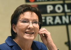 Ostre słowa premier Kopacz: Polacy nie chcą seansów nienawiści PiS