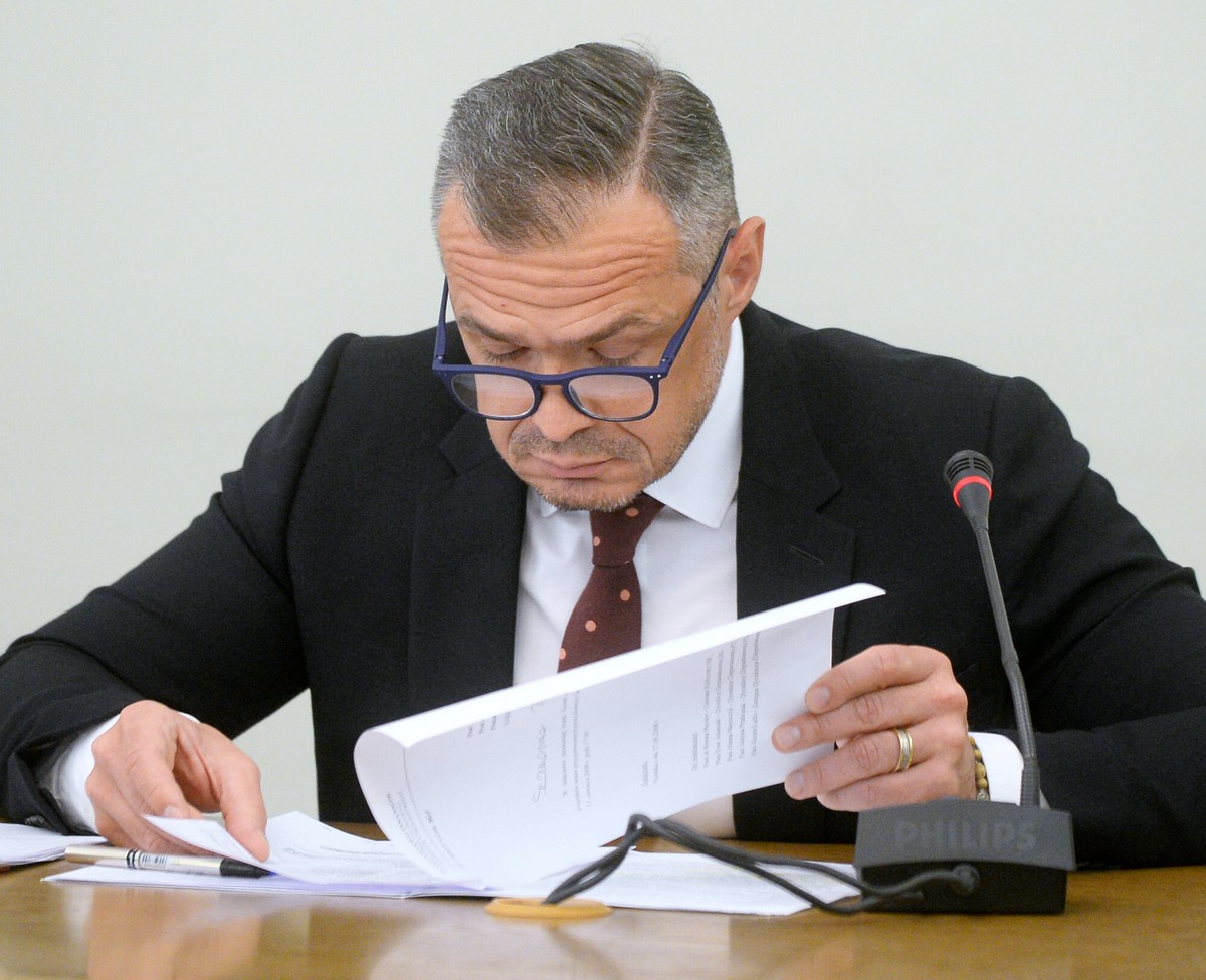 Umorzenie sprawy Sławomira Nowaka. Prokurator składa zażalenie na decyzję sądu