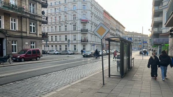 Będzie przebudowa ul. Słowiańskiej. Powstaną na niej m.in. nowe, bezpieczne przejścia dla pieszych