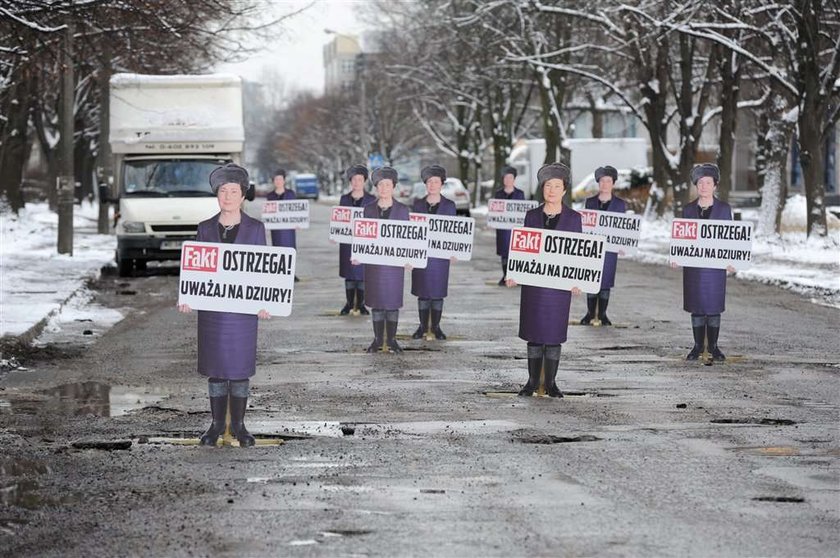 Fakt czyni cuda: Naprawili drogę