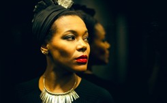 China Moses na warszawskiej Starówce. 'Zrodziła się nowa wielka gwiazda soulu i jazzu'