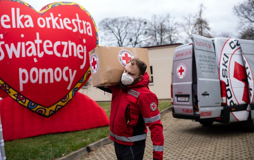 Jurek Owsiak z WOŚP pomaga uchodźcom na granicy z Białorusią. Otwierają Punkt Humanitarny