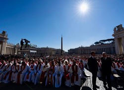 Włoska prasa o "cudzie Franciszka". Wskazano jedno wydarzenie