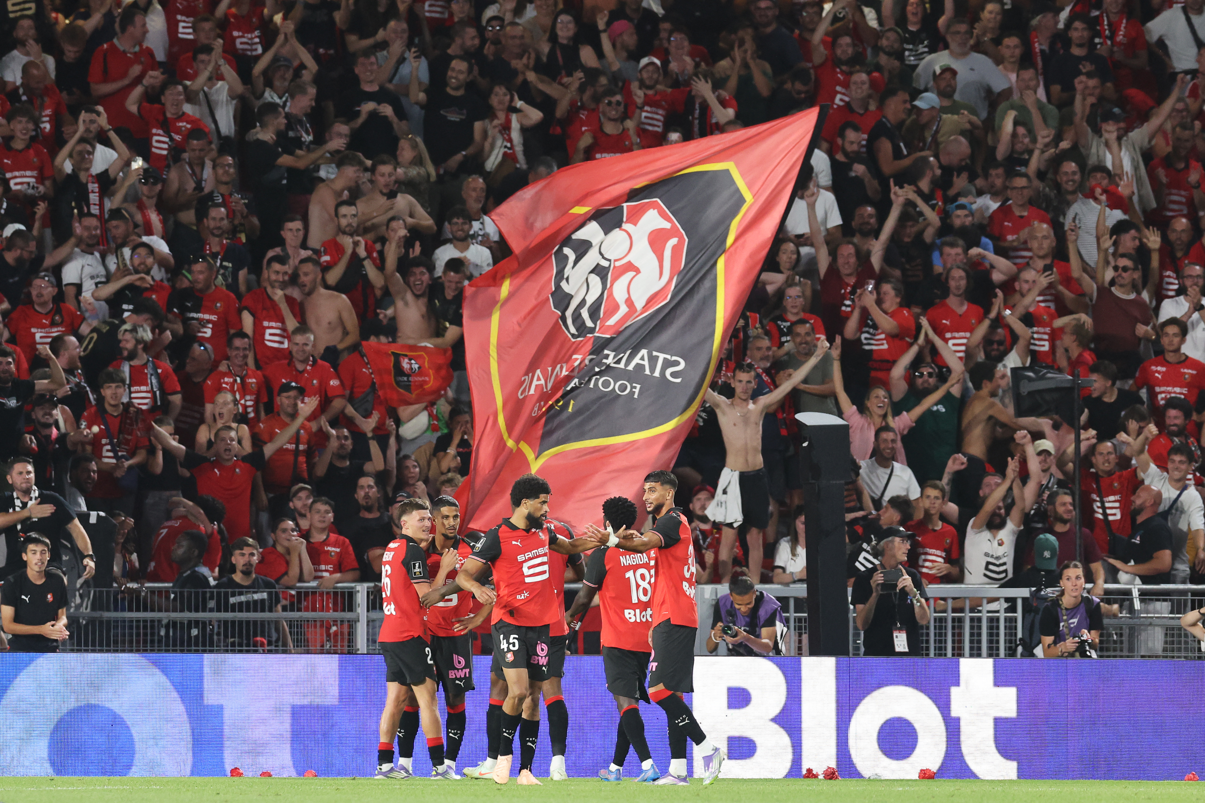 Ligue 1+ enflamme les supporters - remboursements exigés