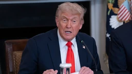 trump: ukraińcy dali putinowi powód, by ich zbombardował